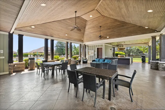 $1,995 | 924 Sandbar Loop, Crestview, FL 32539