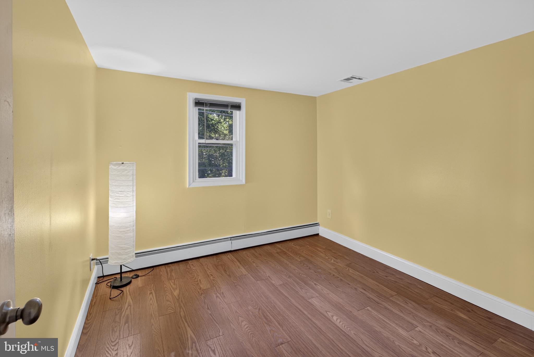 247 Pinetown Road Norristown, PA 19403 - Photo 14 of 26 Second bedroom