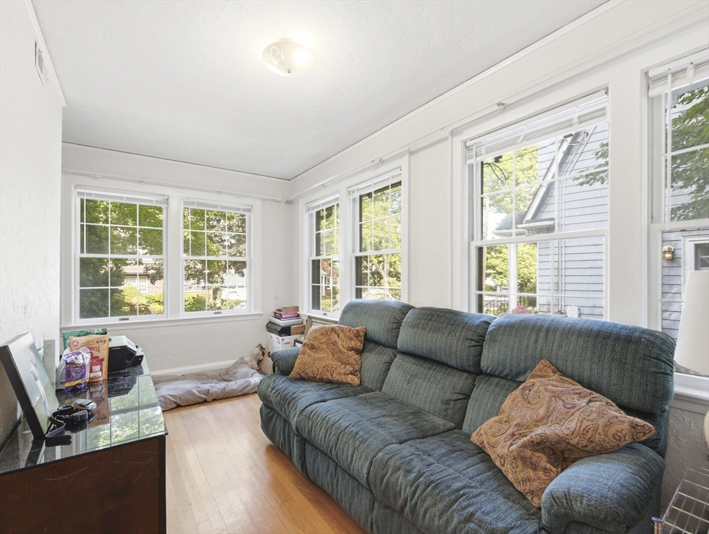 22 Ivy Road Belmont, MA 02478 - Photo 9 of 41 Gallery Image 9