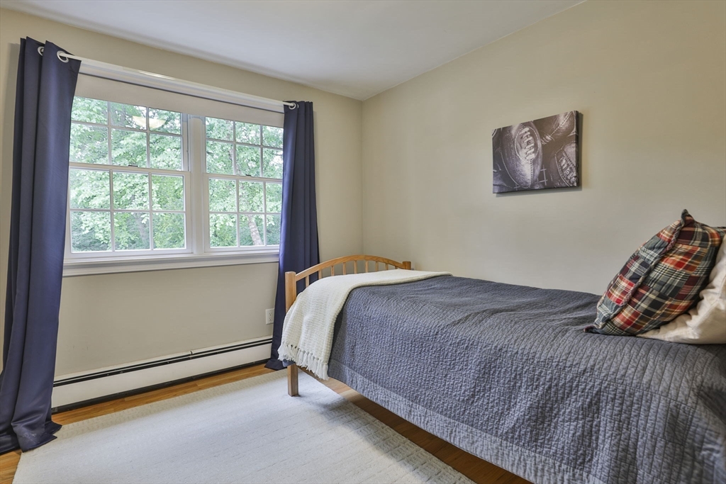 33 Reynolds Road Wakefield, MA 01880 - Photo 26 of 42
