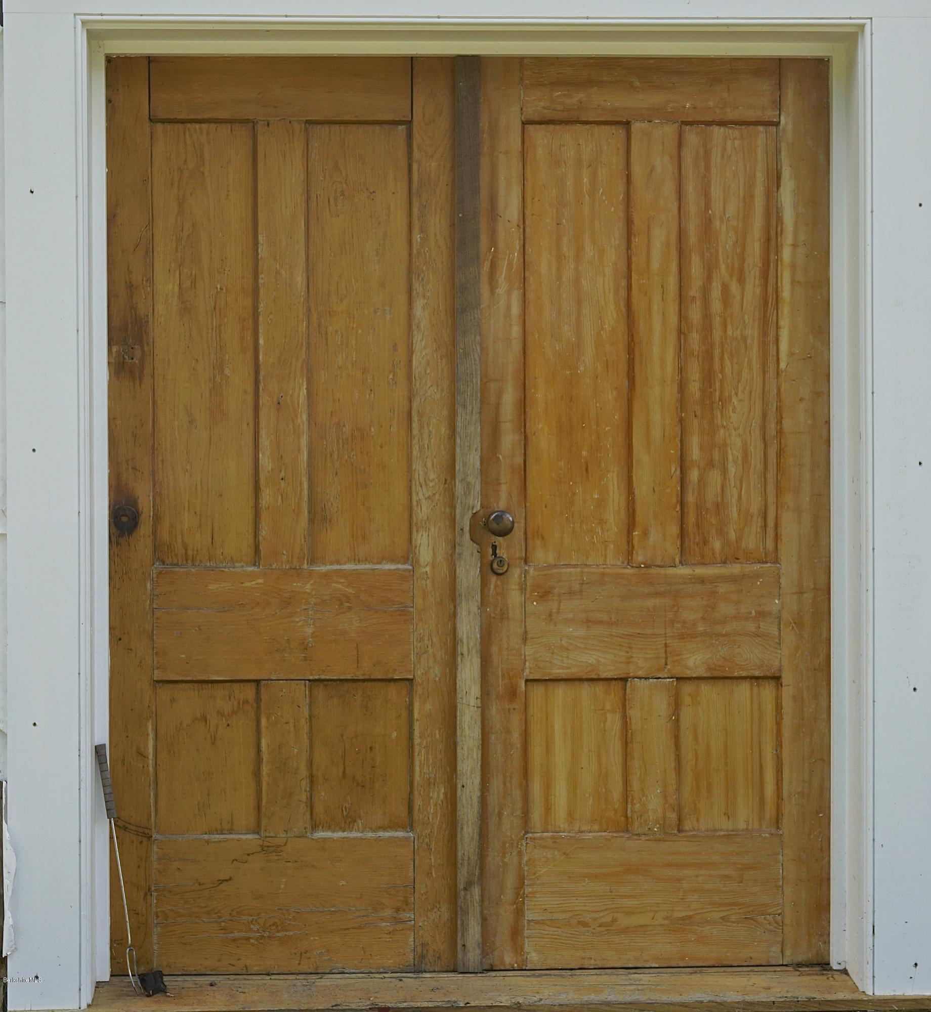 519 Main Road Monterey, MA 01245 - Photo 26 of 28 a view of a door