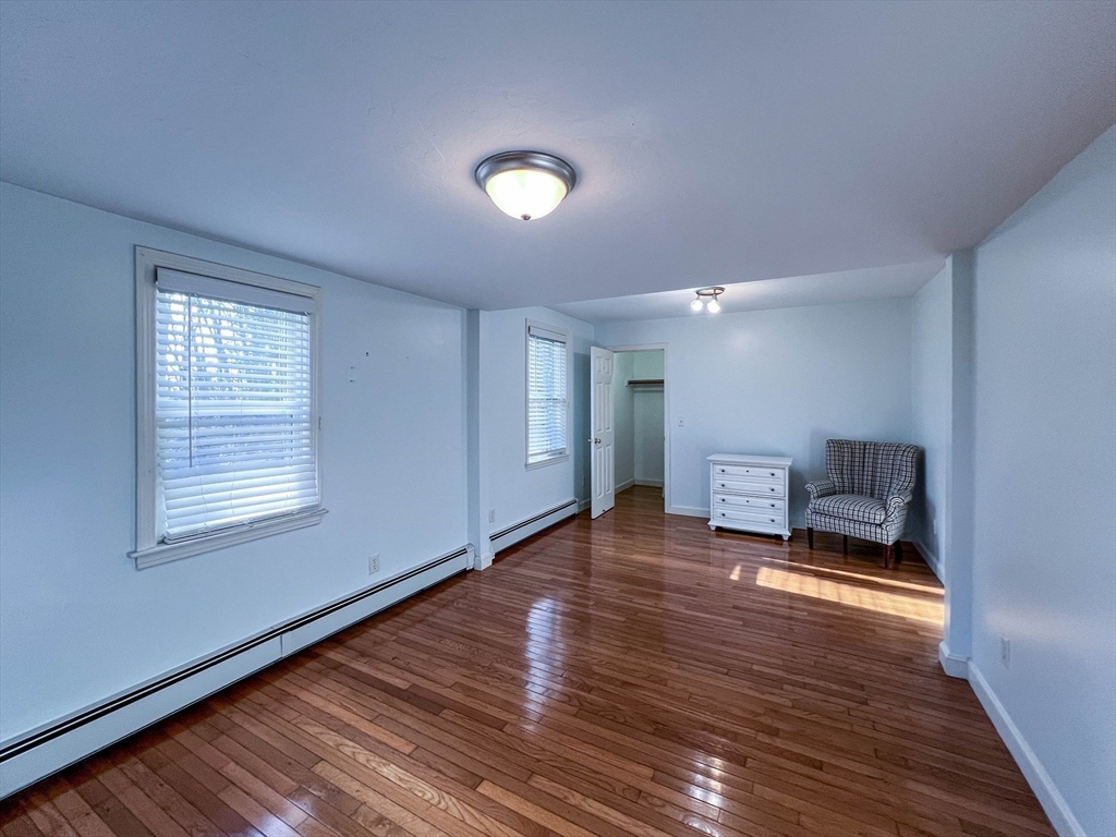 56 Rockridge Road Framingham, MA 01702 - Photo 13 of 33