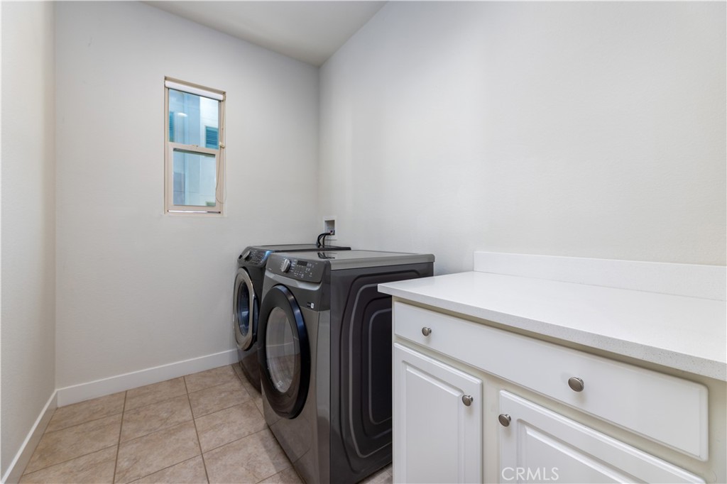 126 Interval Irvine, CA 92618 - Photo 23 of 47 a utility room with dryer and washer