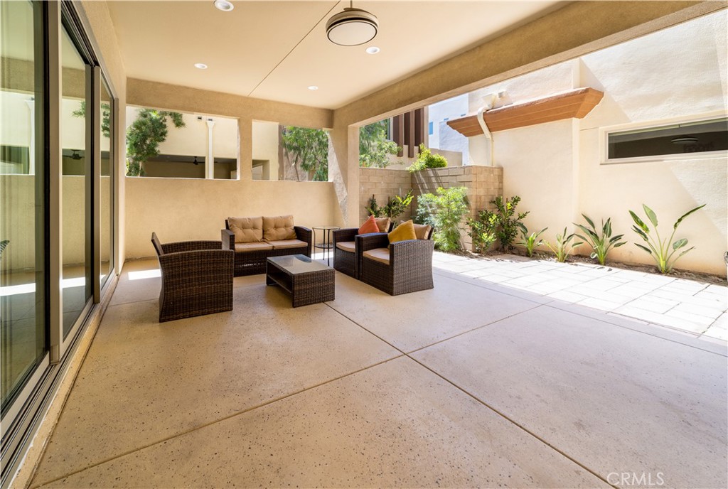 126 Interval Irvine, CA 92618 - Photo 31 of 47 a living room with furniture