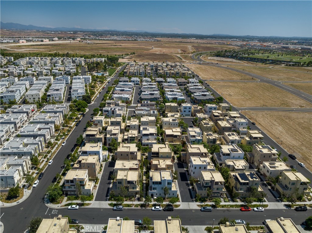 126 Interval Irvine, CA 92618 - Photo 38 of 47