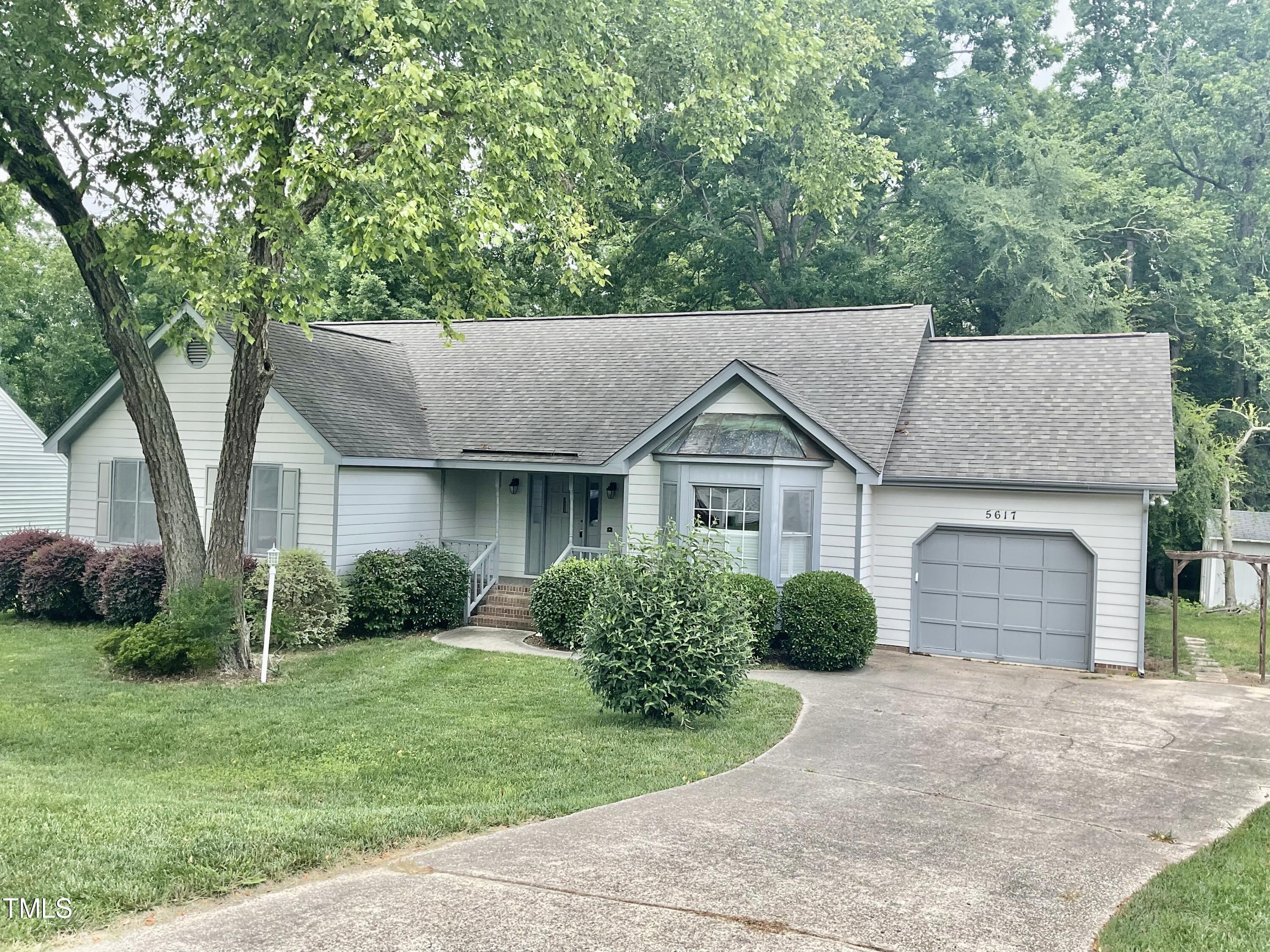 5617 Torness Court Raleigh, NC 27604 - Photo 2 of 34 IMG_1165