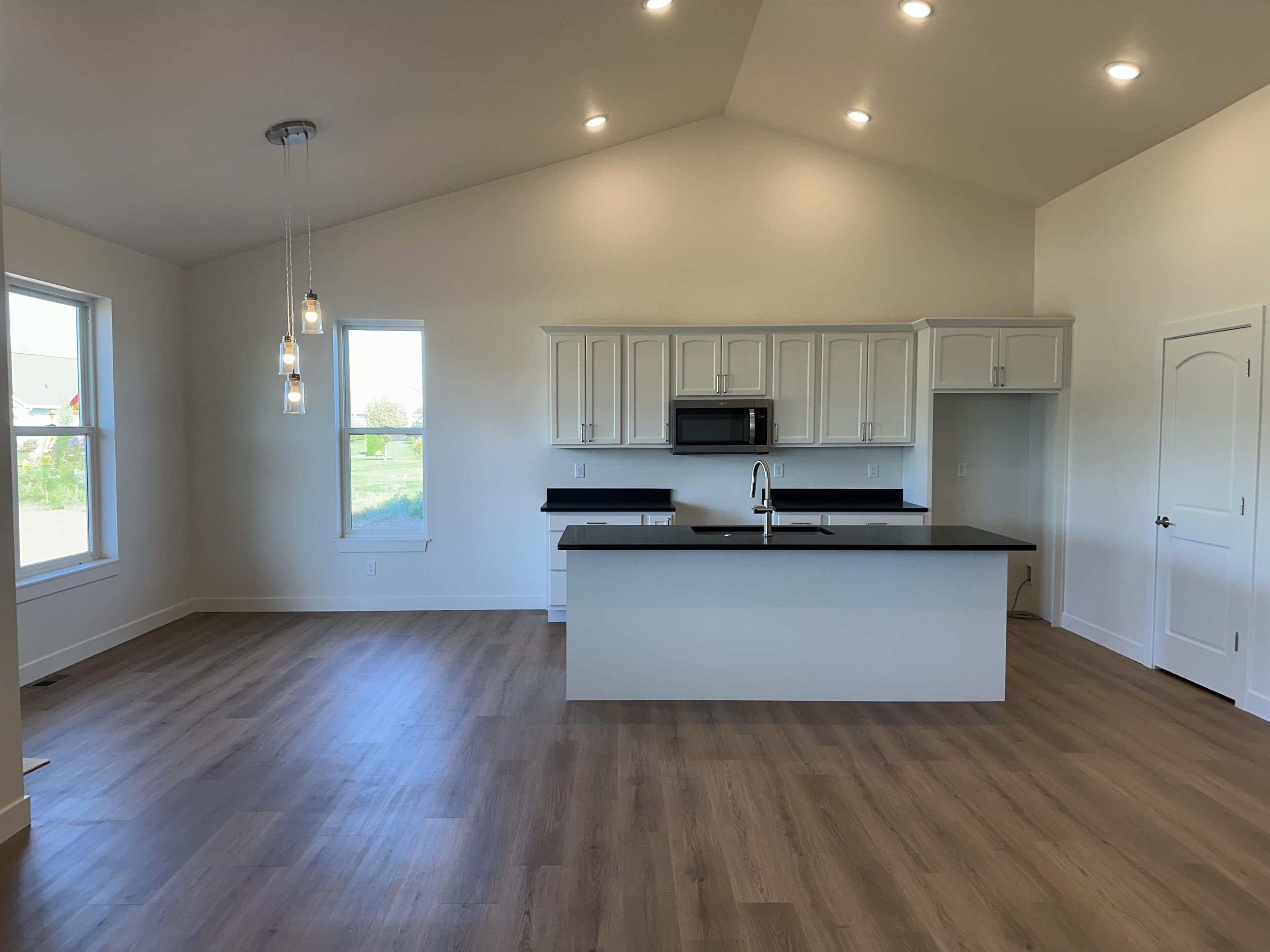 920 Clover Court Menasha, WI 54952 - Photo 14 of 26