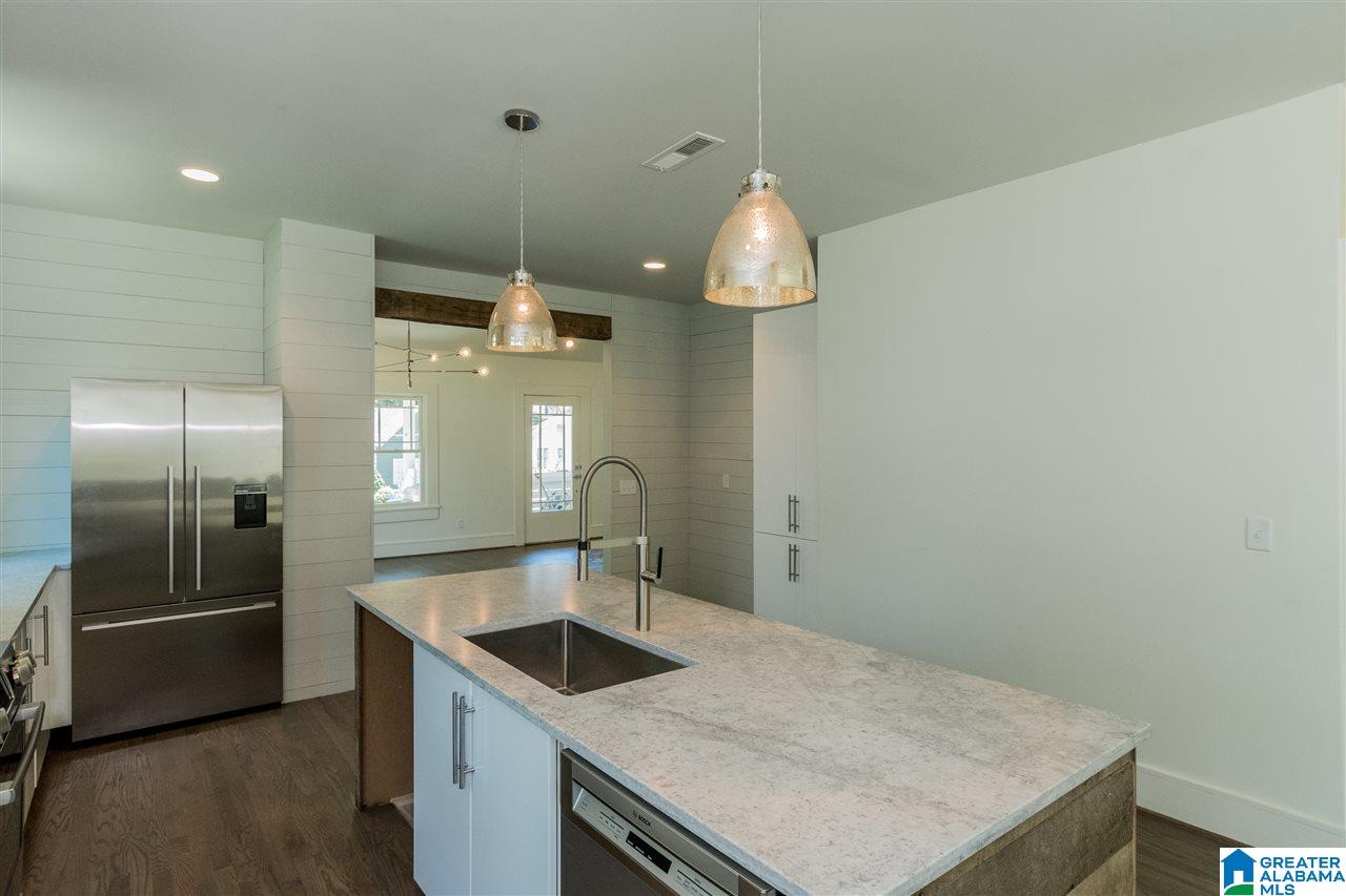 906 Stuart Street Birmingham, AL 35209 - Photo 10 of 39