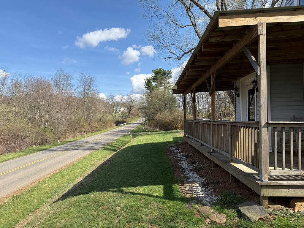 7414 Snake Creek Road Fancy Gap, VA 24328 - Photo 39 of 39 Gallery Image 39