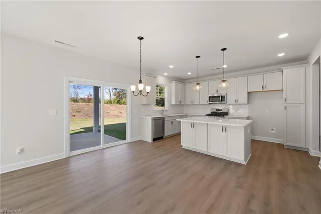 $448,900 | 2171 Castle Stone Court, Kernersville, NC 27284