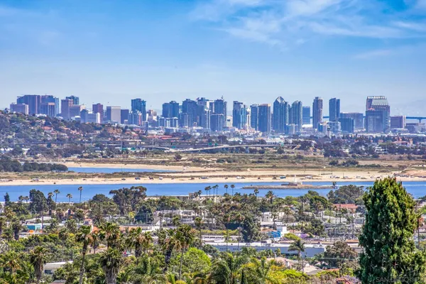 $4,190,000 | 1243 Van Nuys Street, San Diego, CA 92109