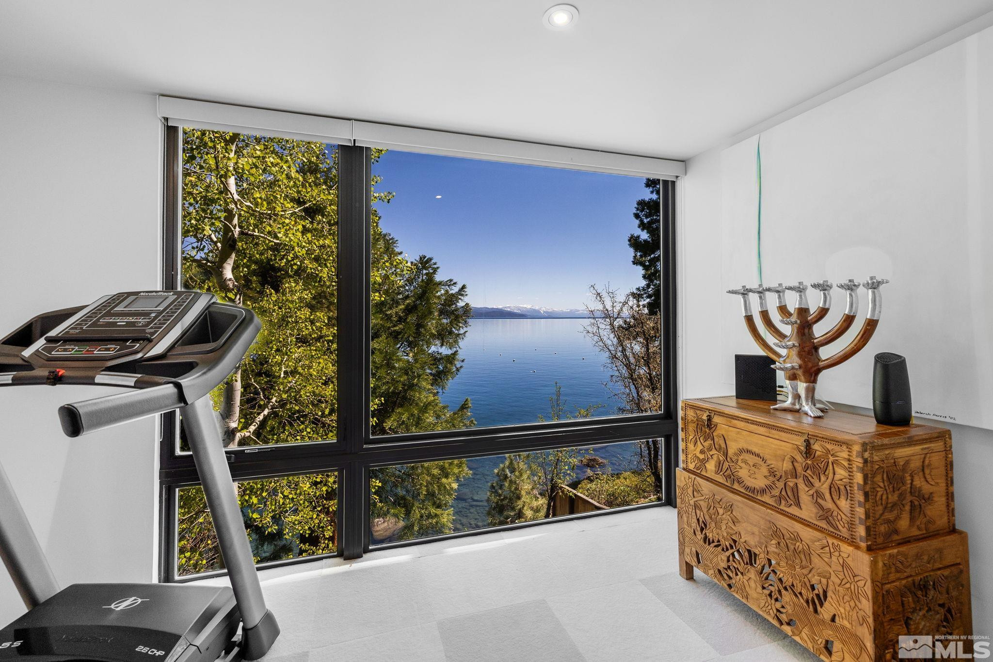 475 Lakeshore Boulevard, Unit 36 Incline Village, NV 89451 - Photo 32 of 40 a view of a balcony with chairs