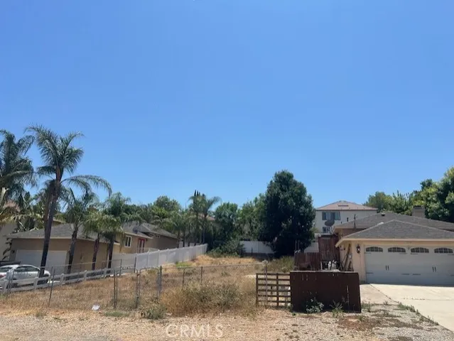 $199,900 | 14465 Rock Place, Riverside, CA 92503