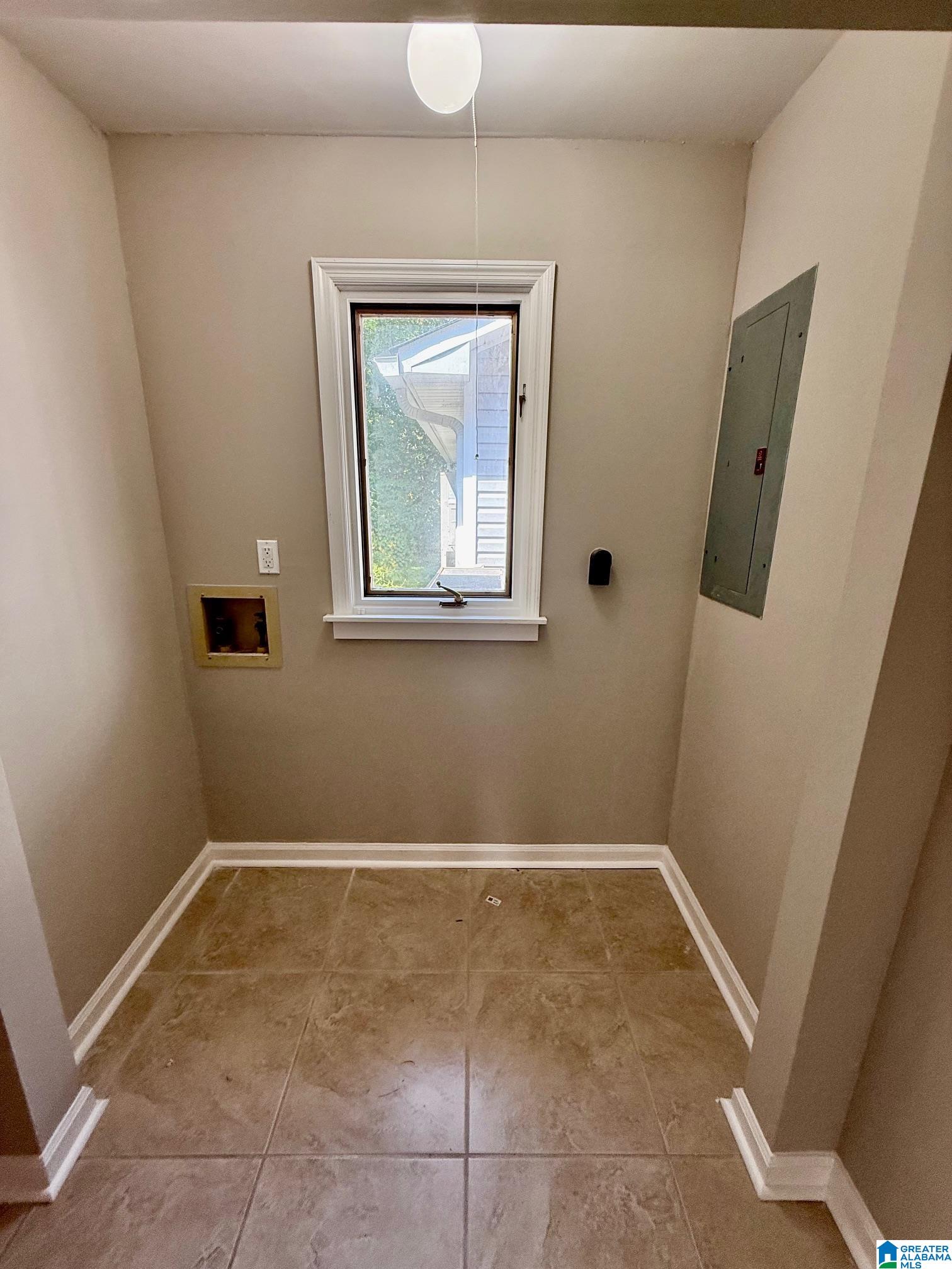 982 Montevallo Road Southeast Leeds, AL 35094 - Photo 13 of 28