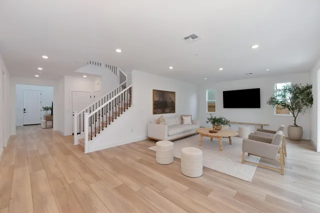 $899,000 | 216 Vectra Court, Roseville, CA 95747