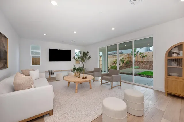 $899,000 | 216 Vectra Court, Roseville, CA 95747