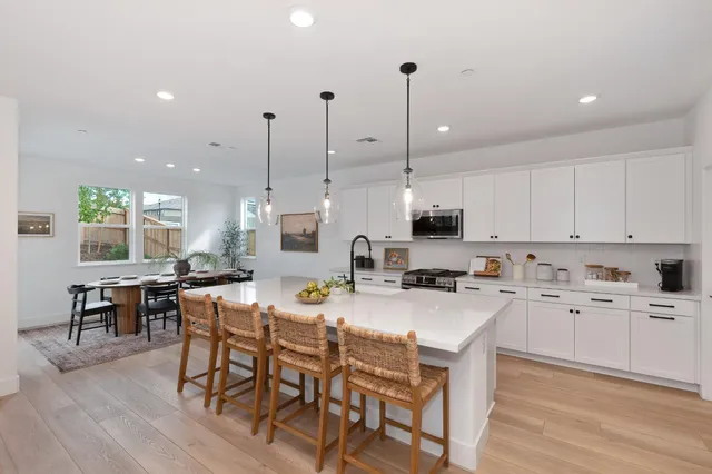 $899,000 | 216 Vectra Court, Roseville, CA 95747