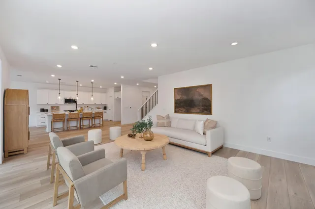 $899,000 | 216 Vectra Court, Roseville, CA 95747