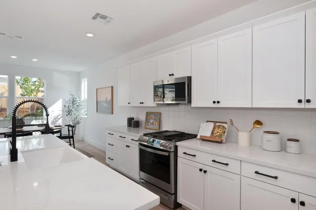 $899,000 | 216 Vectra Court, Roseville, CA 95747