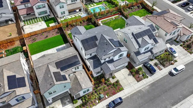 $899,000 | 216 Vectra Court, Roseville, CA 95747