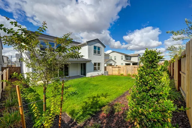 $899,000 | 216 Vectra Court, Roseville, CA 95747