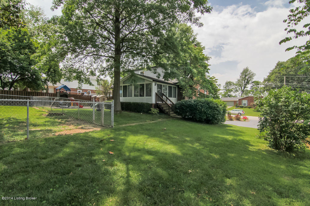 6413 Ridge Cliff Road Louisville, KY 40228 - Photo 49 of 50 0047