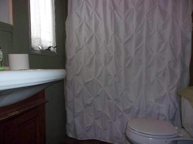 9800 Kingsbury Road Delton, MI 49046 - Photo 8 of 32 226_7959