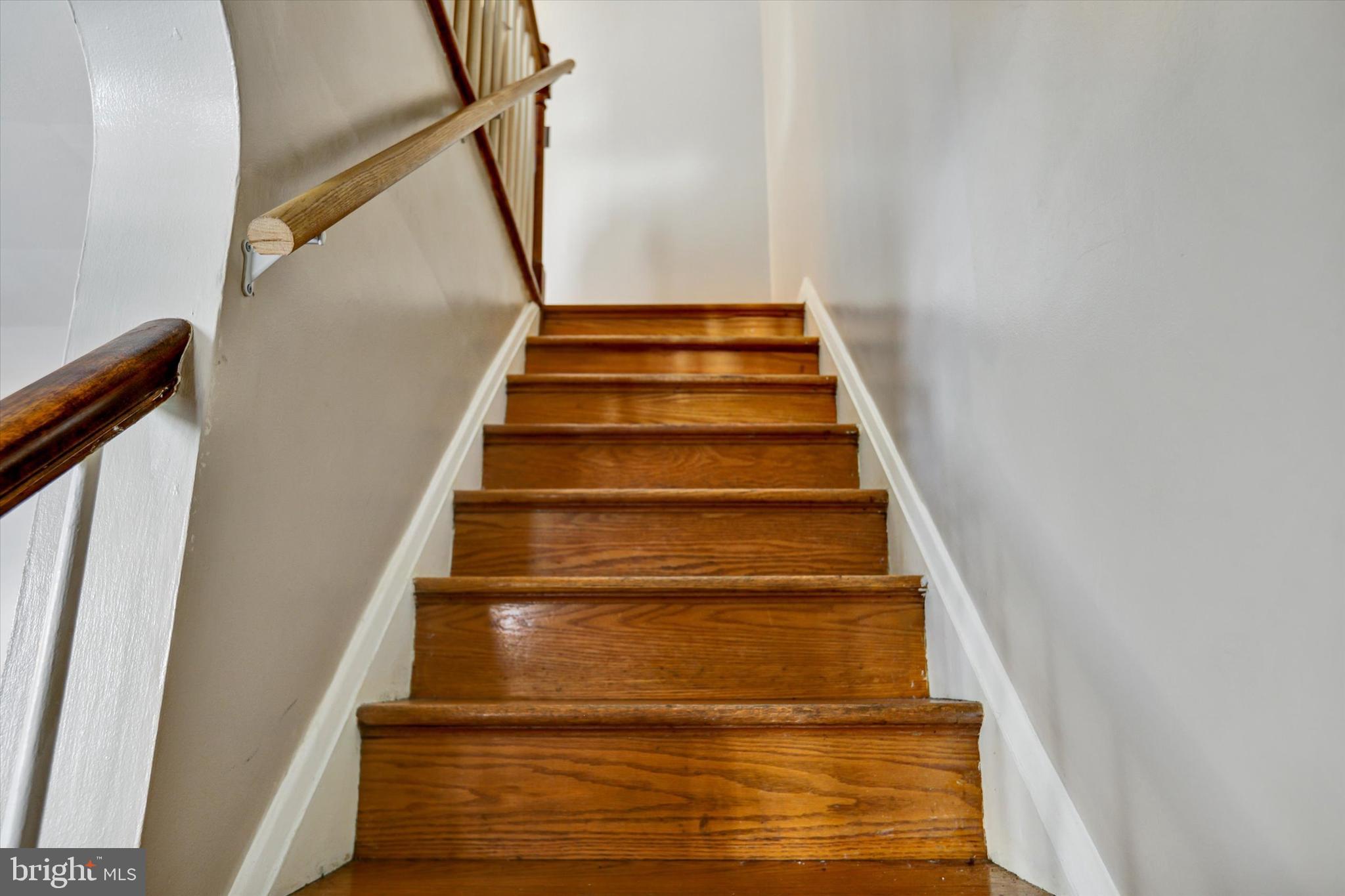 425 Overbrook Road Catonsville, MD 21228 - Photo 11 of 19