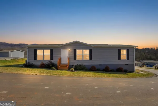 $199,900 | 121 North Gemstone Avenue, Franklin, NC 28734