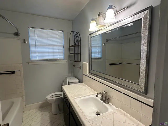 $1,800 | 10225 Barbara Street, Baton Rouge, LA 70815