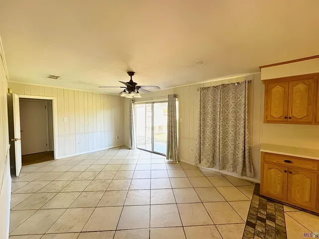 $1,900 | 10225 Barbara Street, Baton Rouge, LA 70815