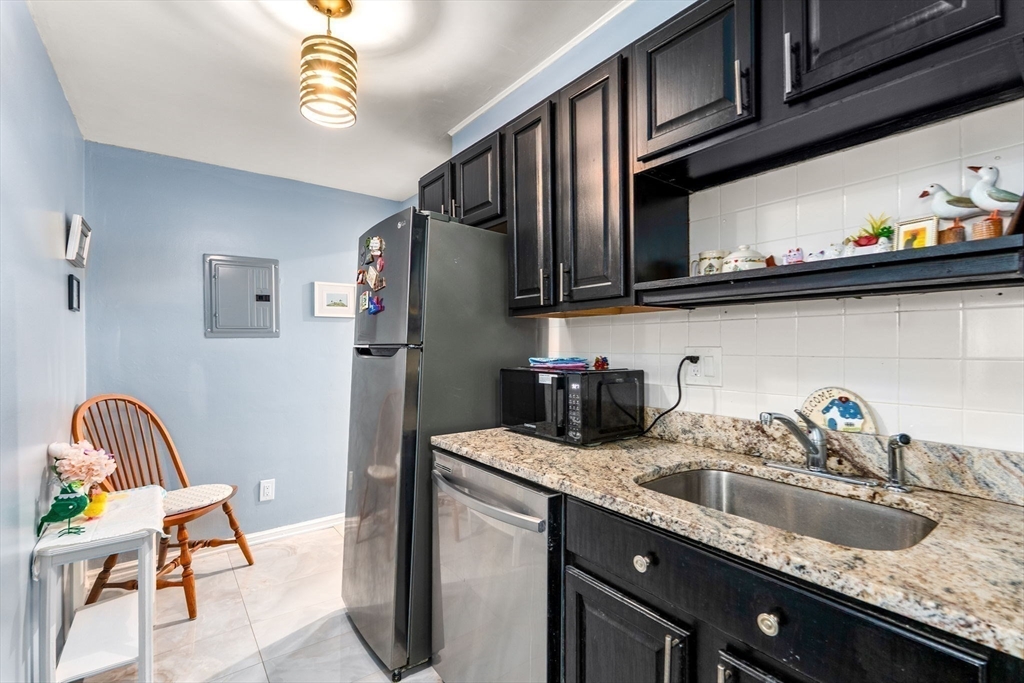 32 Newman Road, Unit 1 Malden, MA 02148 - Photo 16 of 18