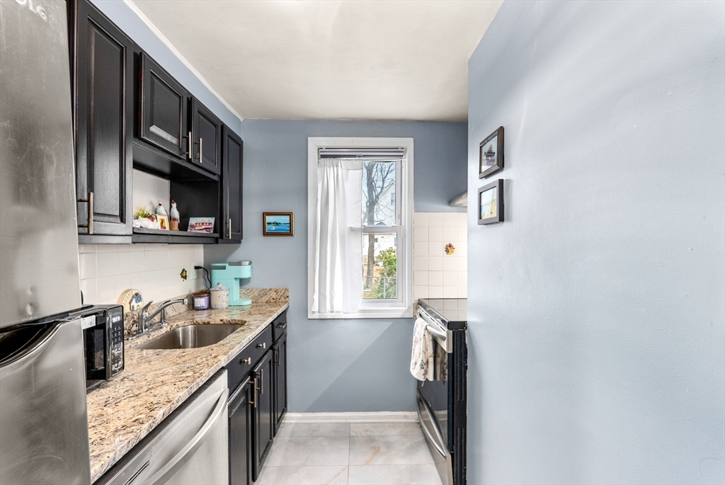 32 Newman Road, Unit 1 Malden, MA 02148 - Photo 4 of 18