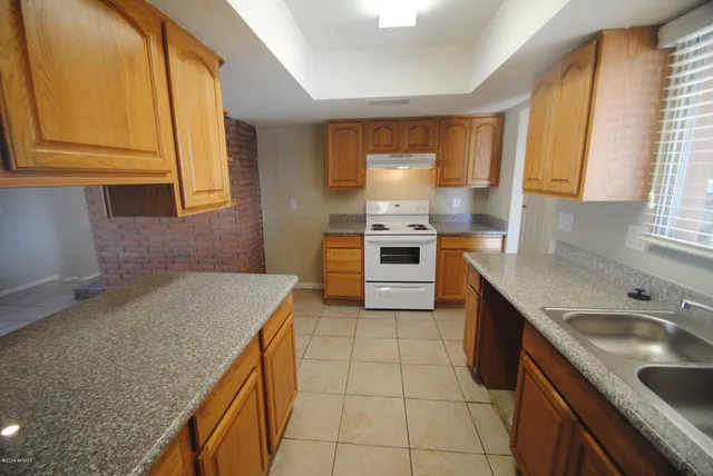 $1,845 | 5746 North 41st Drive, Phoenix, AZ 85019