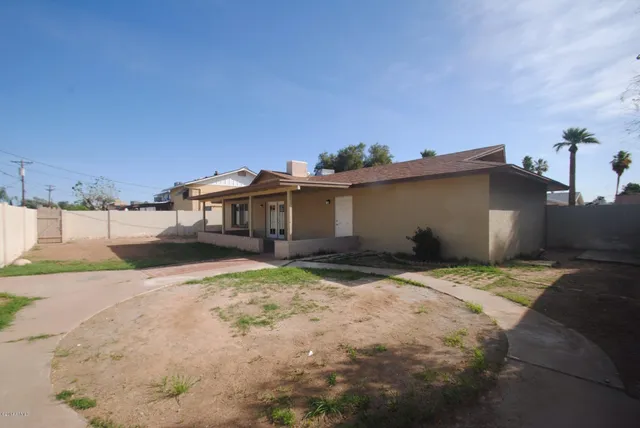 $1,845 | 5746 North 41st Drive, Phoenix, AZ 85019