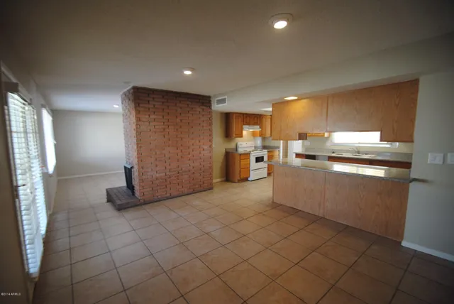 $1,845 | 5746 North 41st Drive, Phoenix, AZ 85019