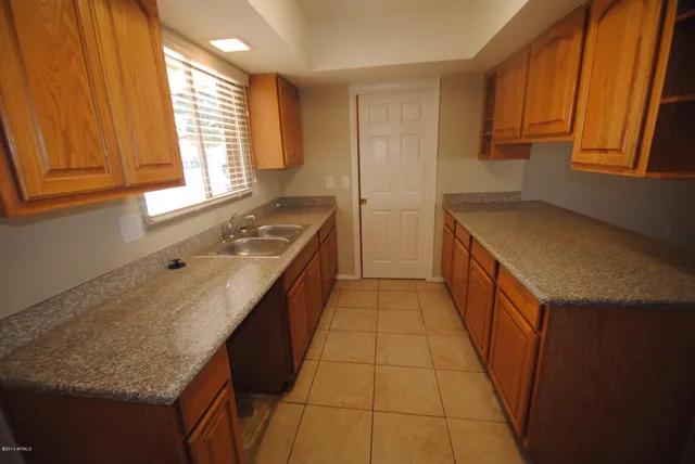 $1,845 | 5746 North 41st Drive, Phoenix, AZ 85019