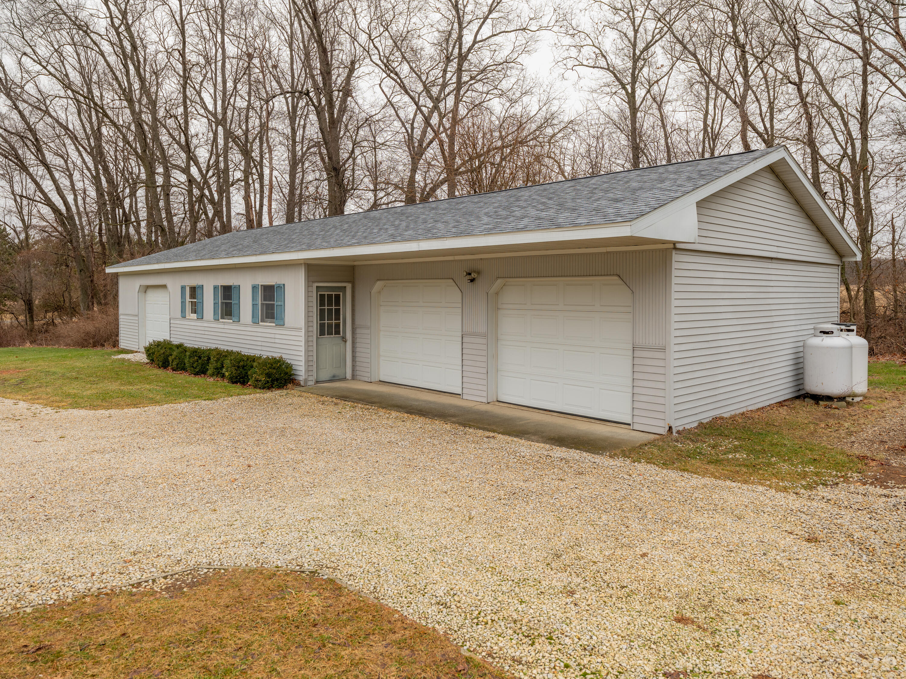 28459 Kelly Road Sturgis, MI 49091 - Photo 29 of 37 28459 Kelly Rd-129