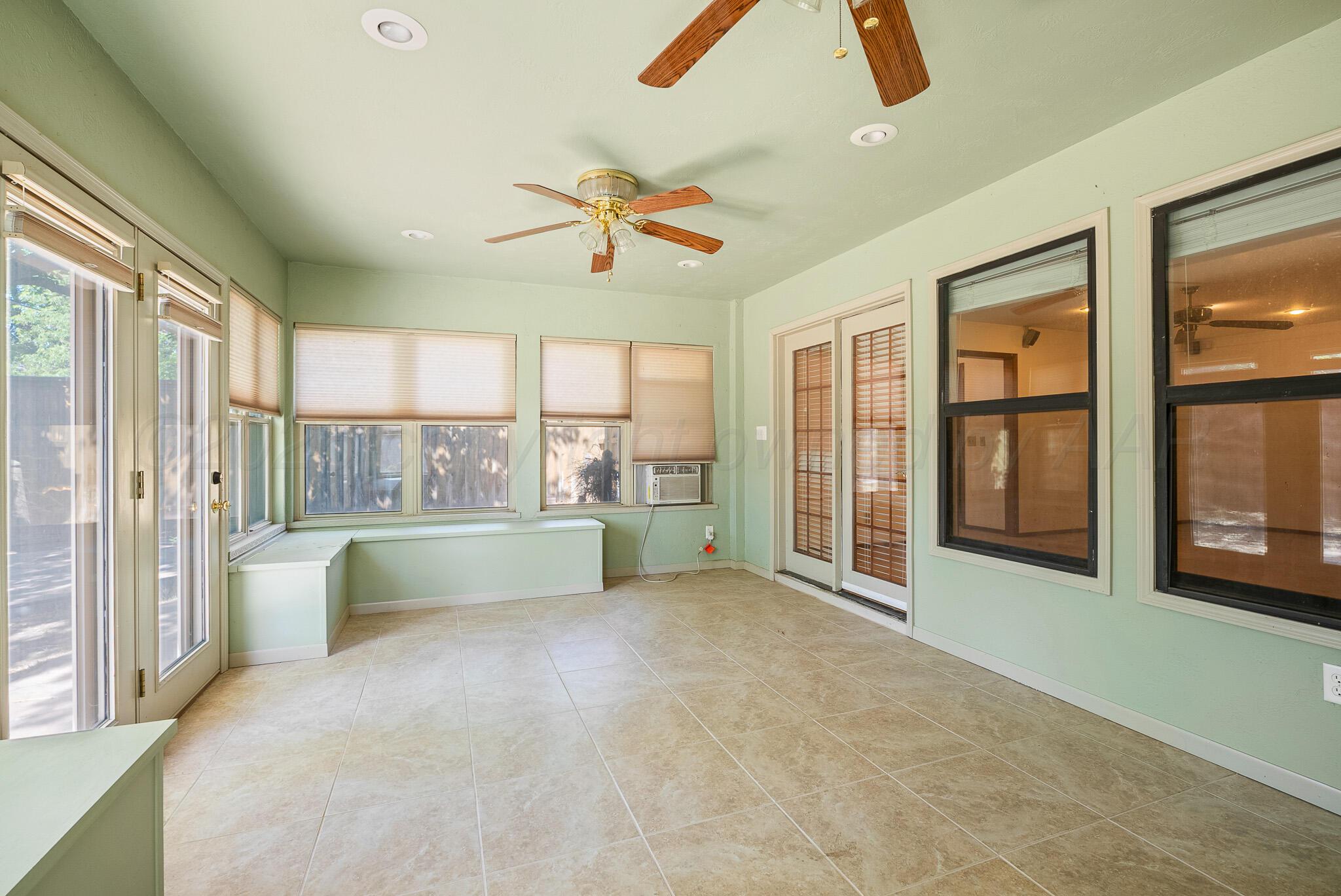 6005 Calumet Road Amarillo, TX 79106 - Photo 14 of 20 Sunroom
