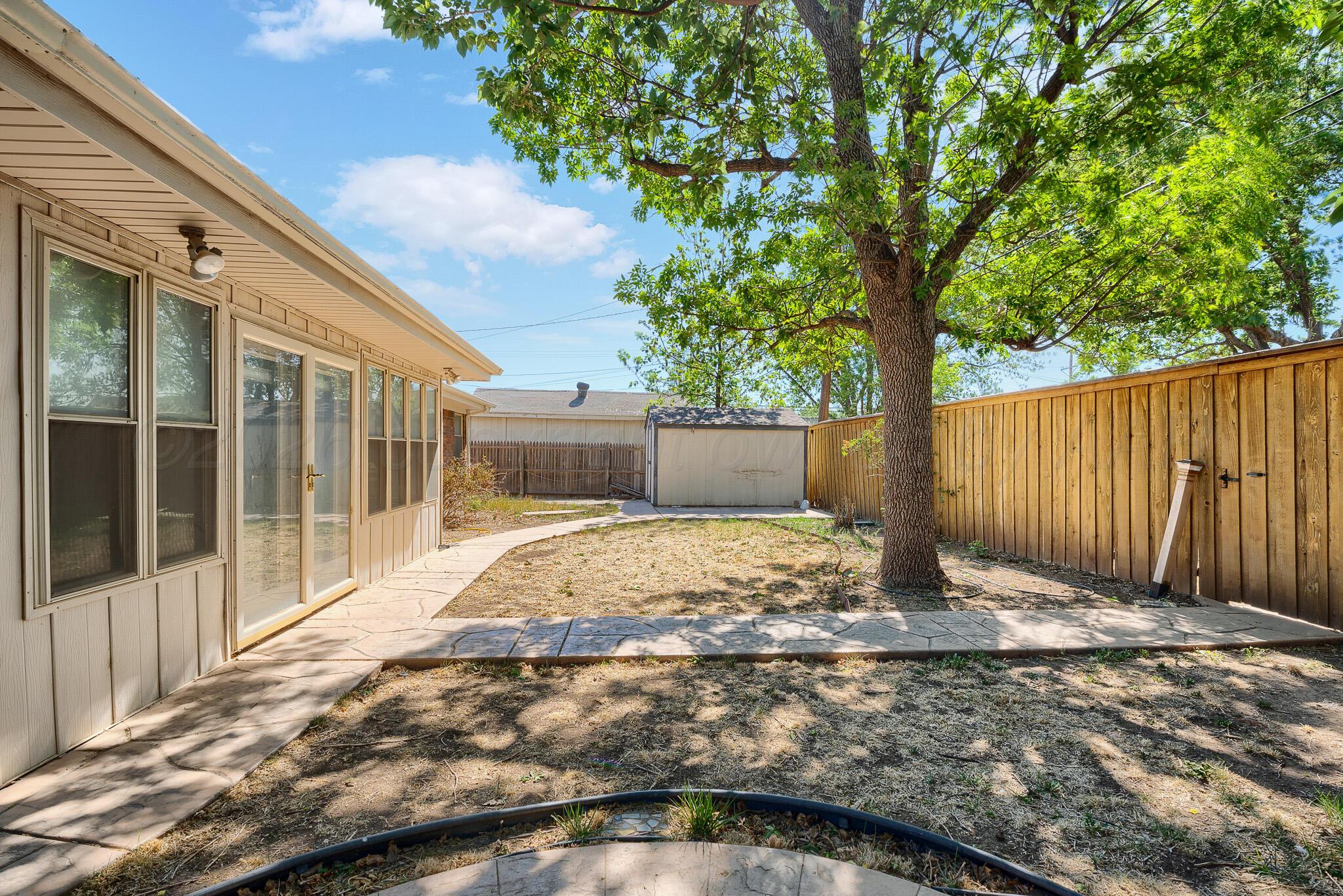 6005 Calumet Road Amarillo, TX 79106 - Photo 18 of 20 Back of House view 3