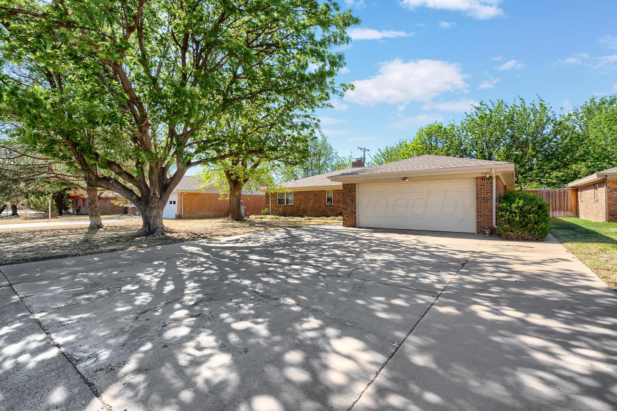 6005 Calumet Road Amarillo, TX 79106 - Photo 2 of 20 Front of House view 2