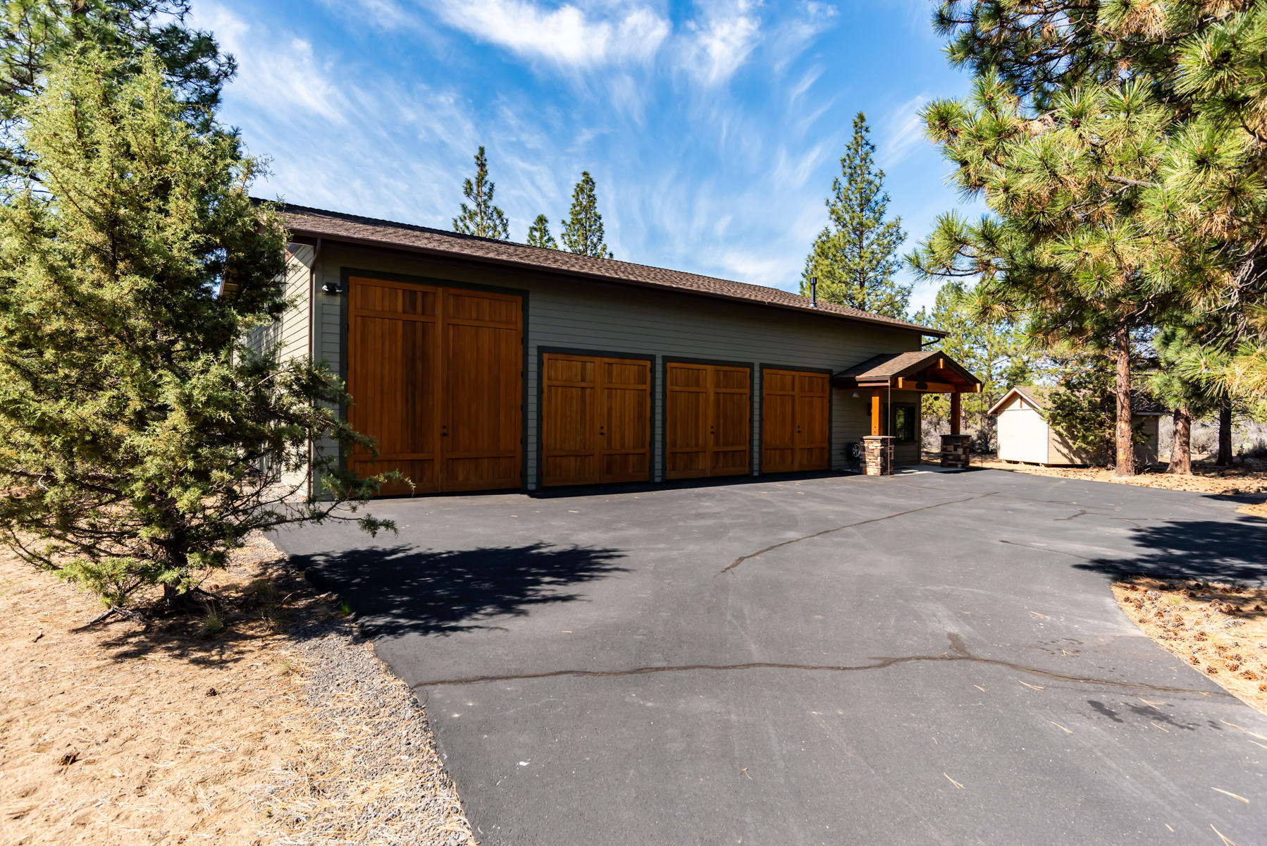 21880 Rickard Road Bend, OR 97702 - Photo 34 of 42 Custom Car Barn