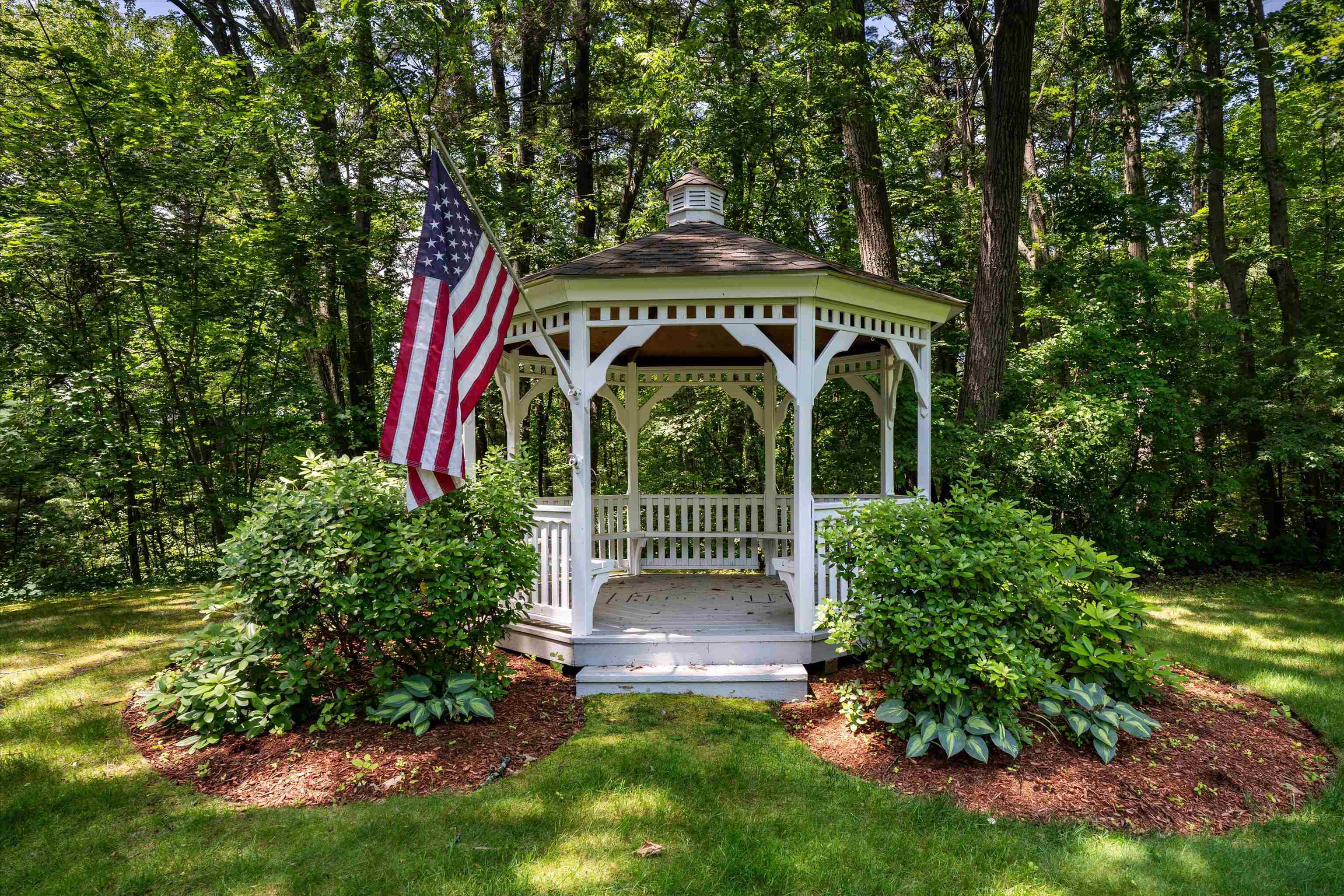 300 River Road, Unit 106 Manchester, NH 03104 - Photo 40 of 41 Gallery Image 40
