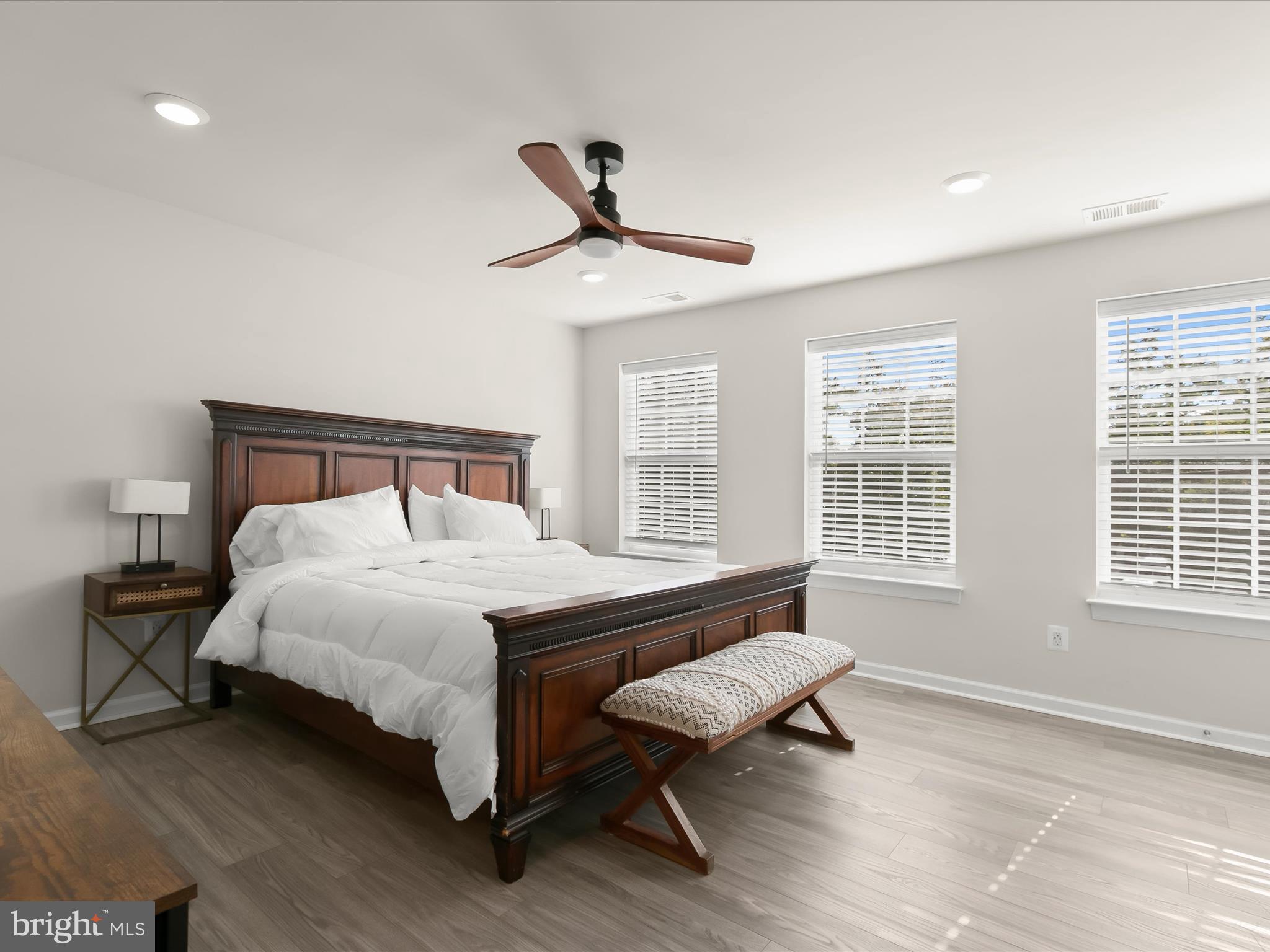 5656 Lanteen Street Lanham, MD 20706 - Photo 13 of 29 Primary Bedroom