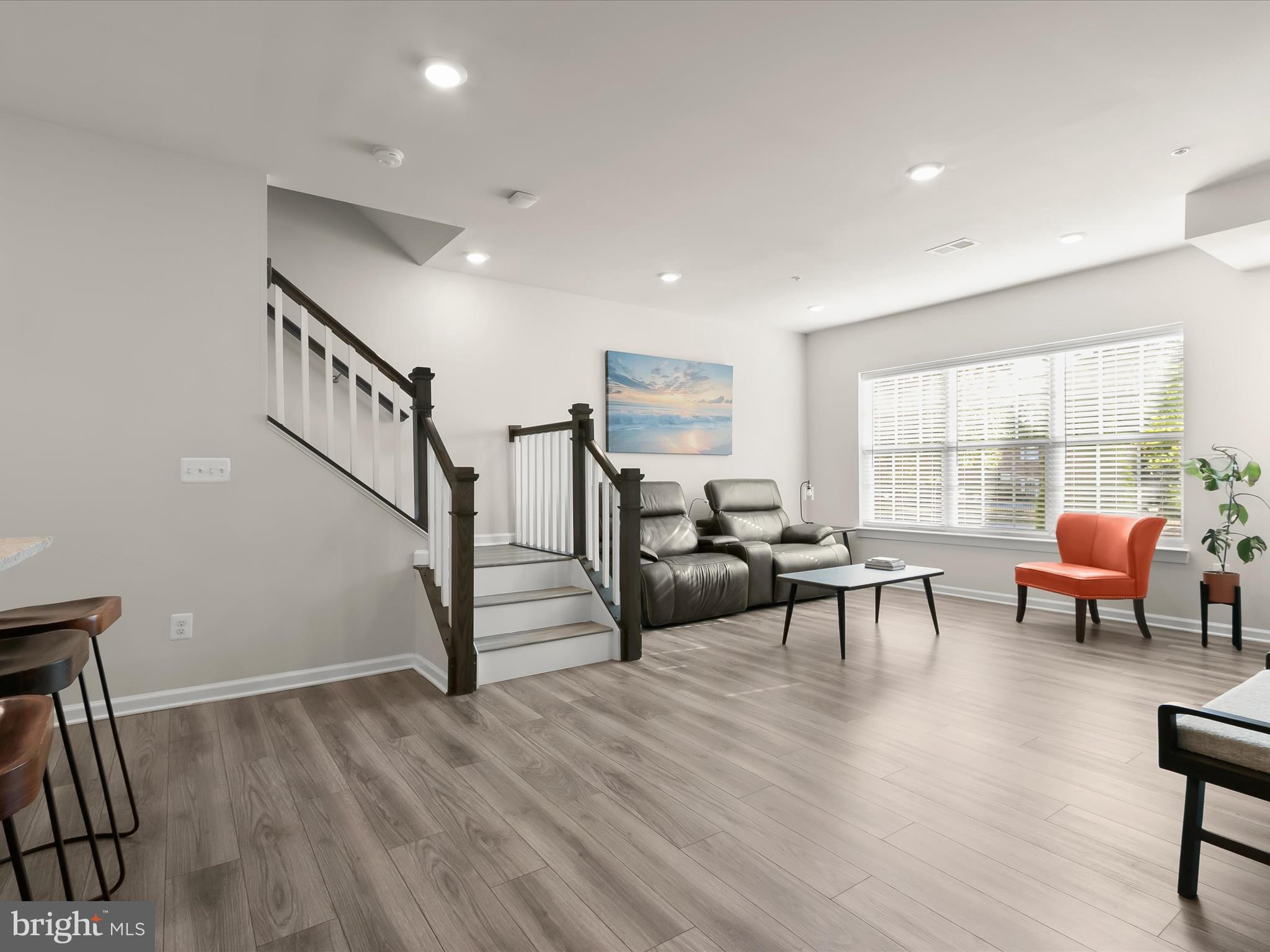 5656 Lanteen Street Lanham, MD 20706 - Photo 6 of 29 Main Level/Dining Area