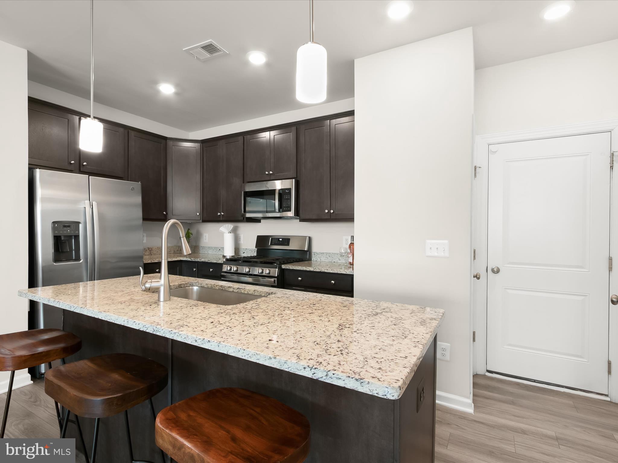 5656 Lanteen Street Lanham, MD 20706 - Photo 9 of 29 Kitchen