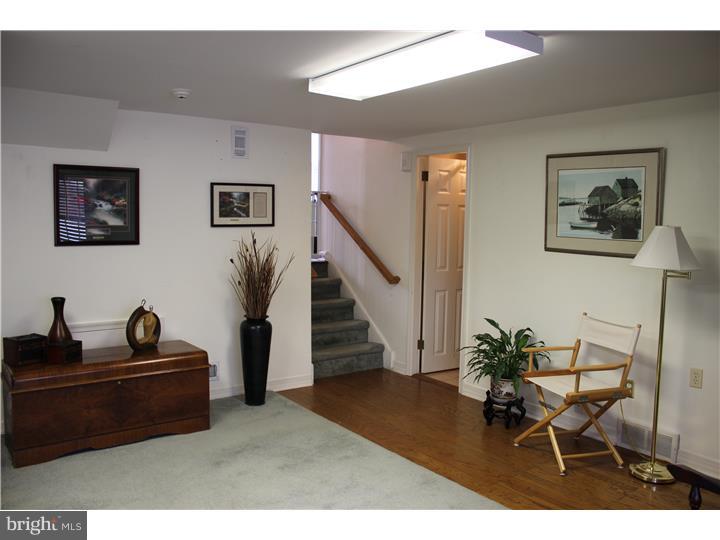 1021 Cushmore Road Southampton, PA 18966 - Photo 12 of 25 Family Room