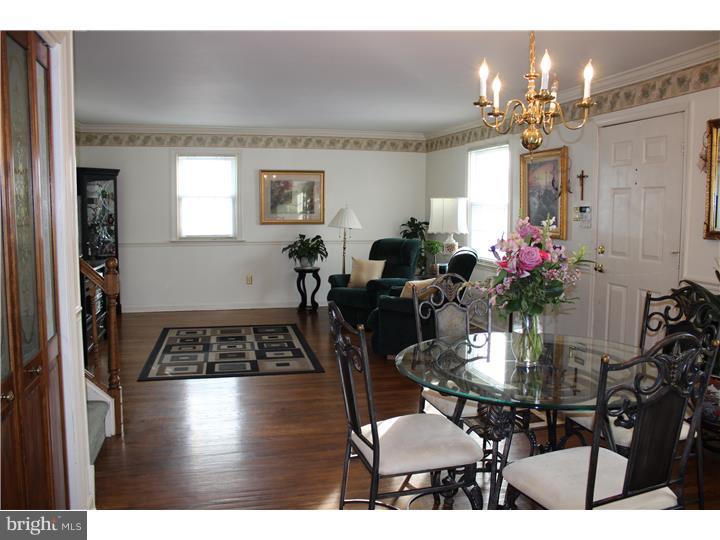 1021 Cushmore Road Southampton, PA 18966 - Photo 3 of 25 Dining Room