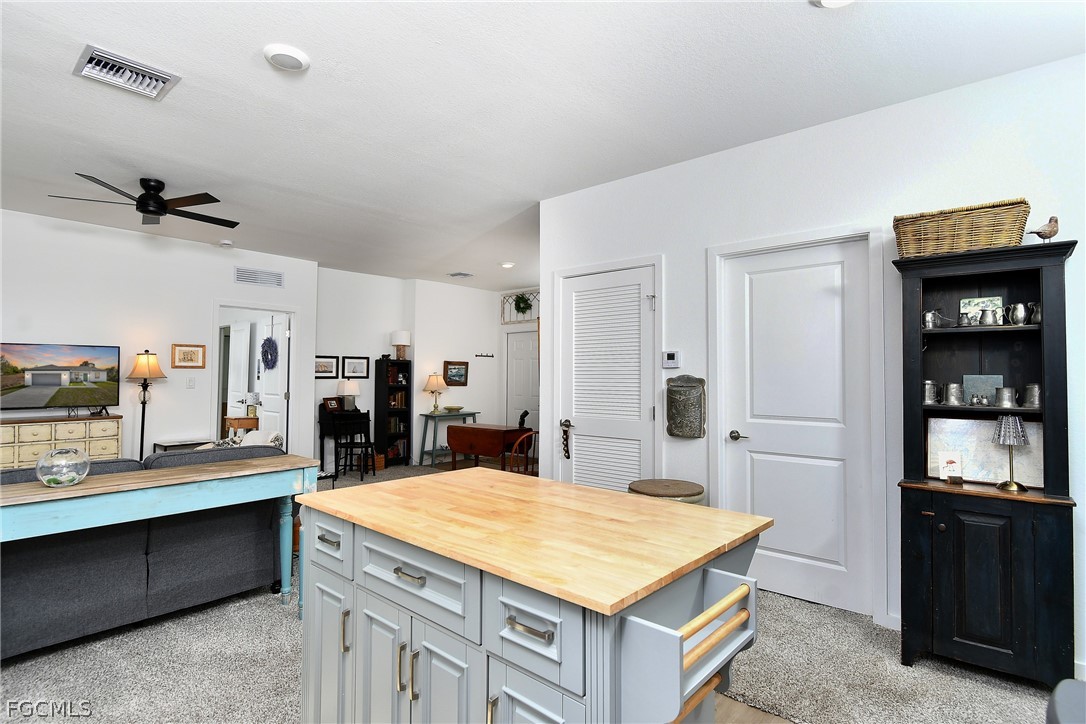 809 Bell Boulevard Lehigh Acres, FL 33974 - Photo 7 of 35