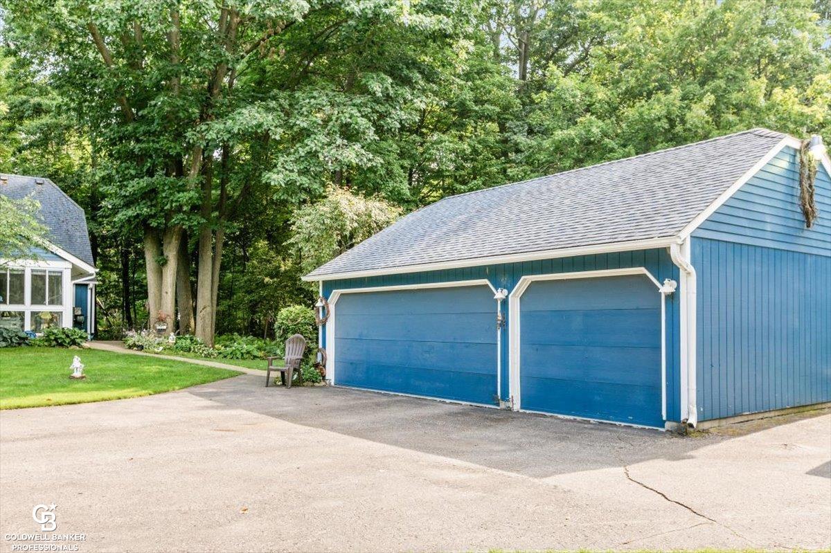 1244 Bauman Road Columbus, MI 48063 - Photo 35 of 48 50148453-6372202e-bbb9-46af-87a7-1f1e9d16408c.JPG